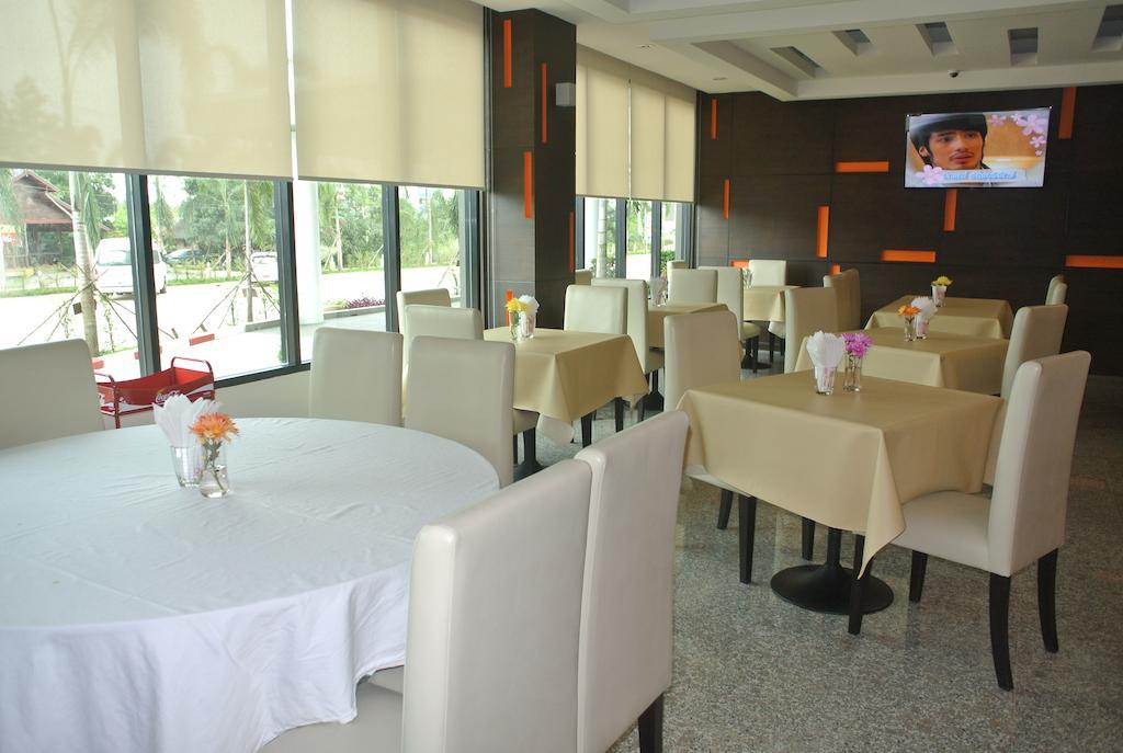 S Tara Grand Hotell Surat Thani Eksteriør bilde
