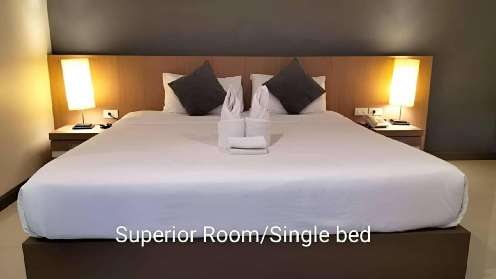 S Tara Grand Hotell Surat Thani Eksteriør bilde