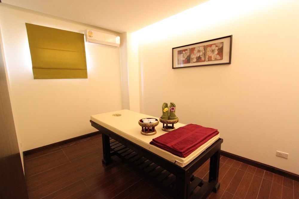 S Tara Grand Hotell Surat Thani Eksteriør bilde