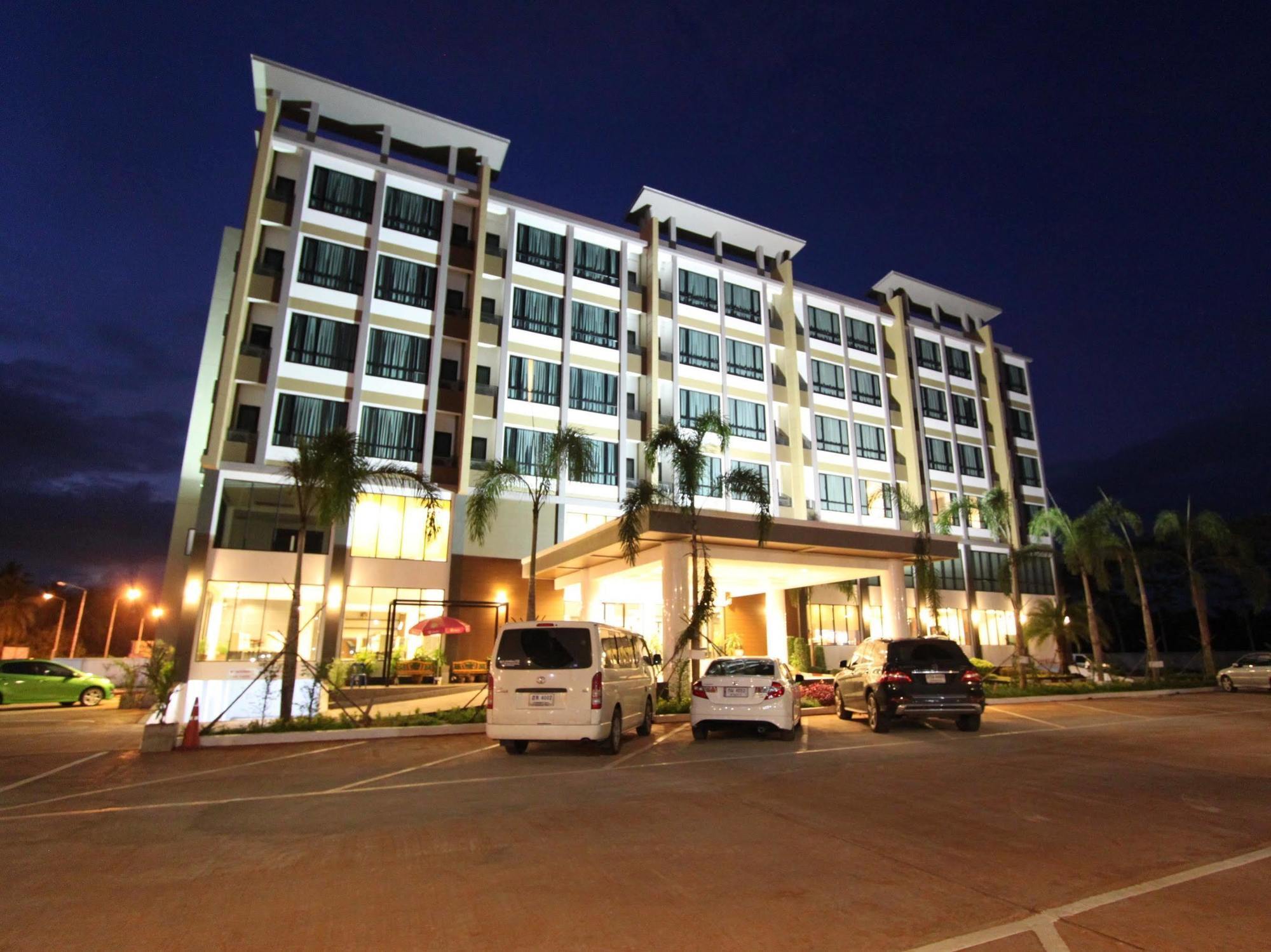 S Tara Grand Hotell Surat Thani Eksteriør bilde
